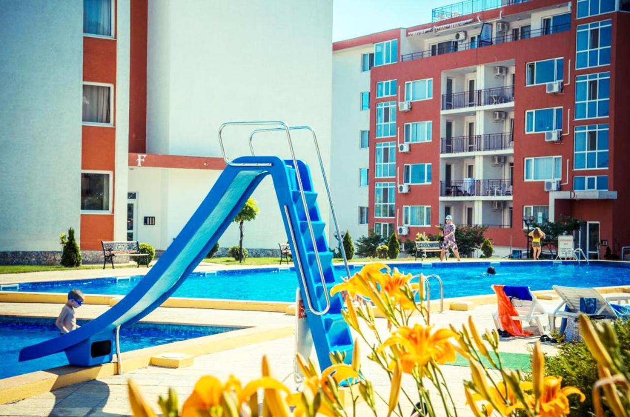 Panorama Fort Beach, Фамилно Студио Deluxe Sveti Vlas Exteriör bild